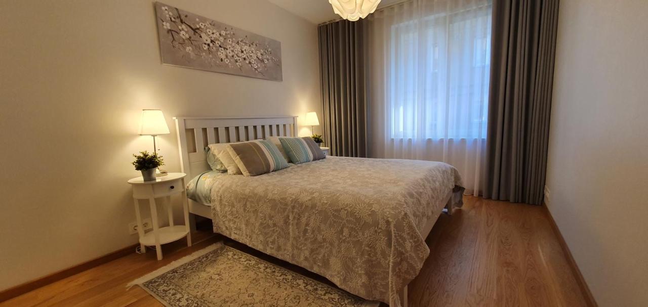 City Center Bright Home タリン エクステリア 写真