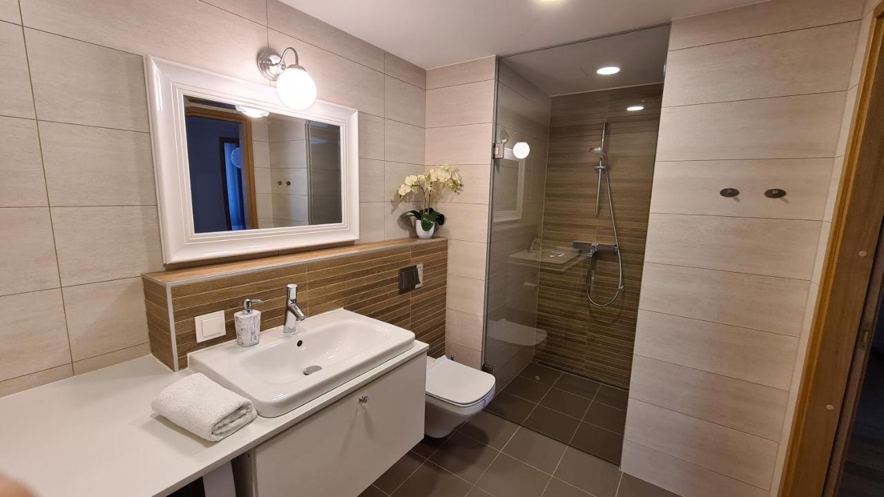 City Center Bright Home タリン エクステリア 写真